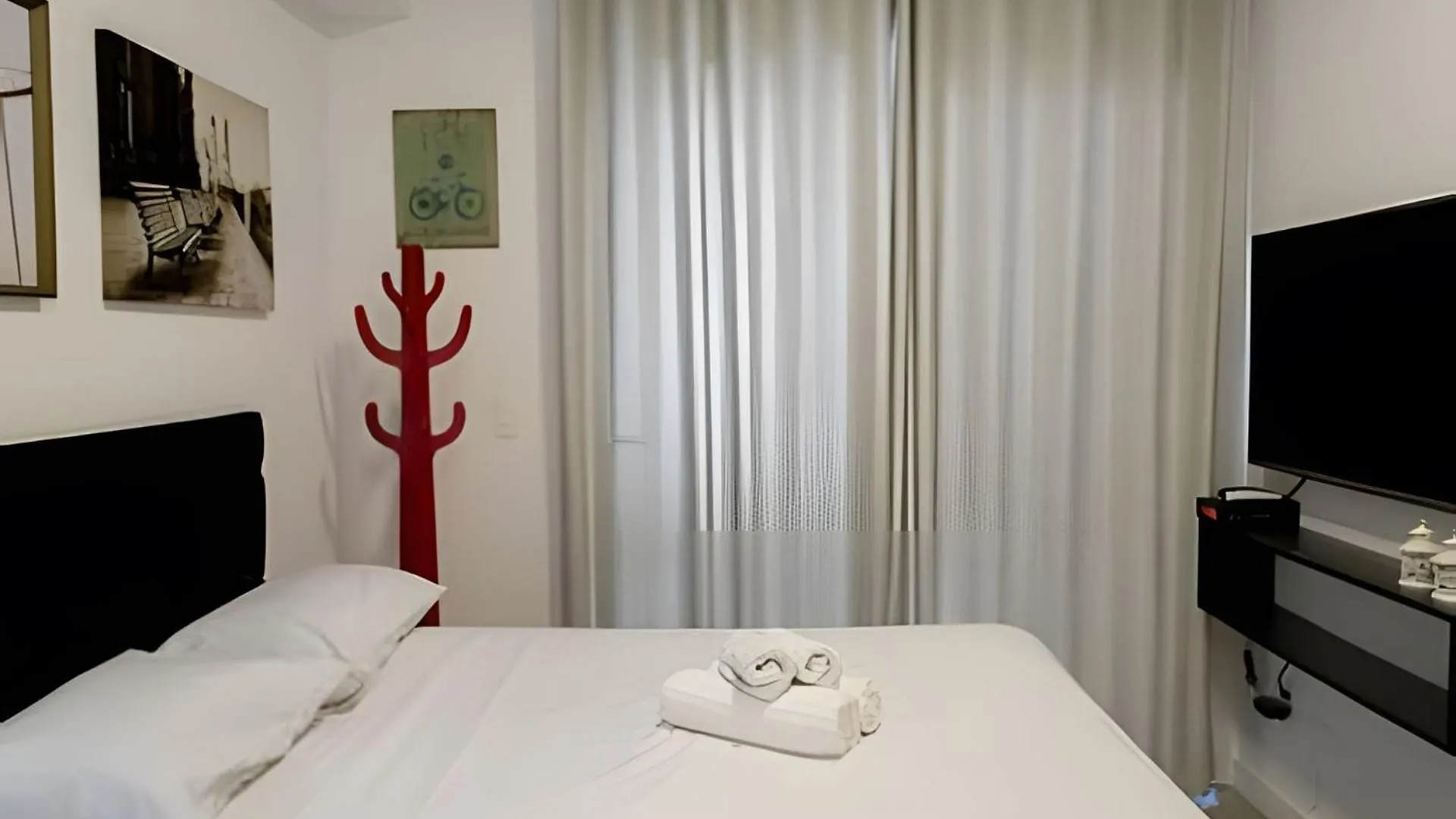 Apartment Lindo Ape No Coracao Da Vila Madalena! 5 Minutos Do Metro! Sao Paulo Brazil